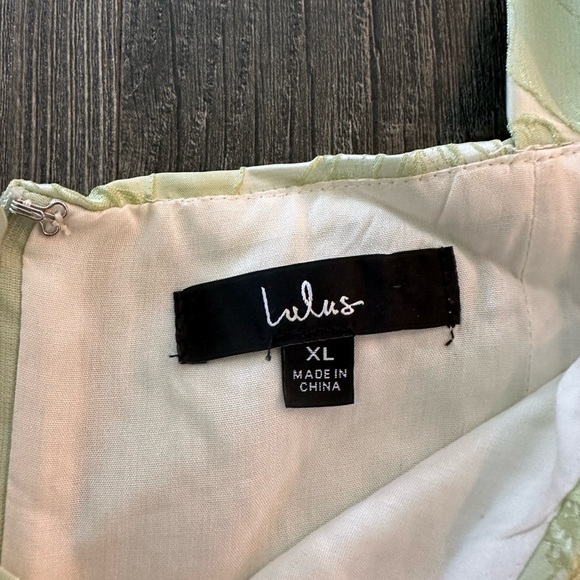 Lulus beyond amazing light green floral jacquard puff sleeve - Picture 3 of 5